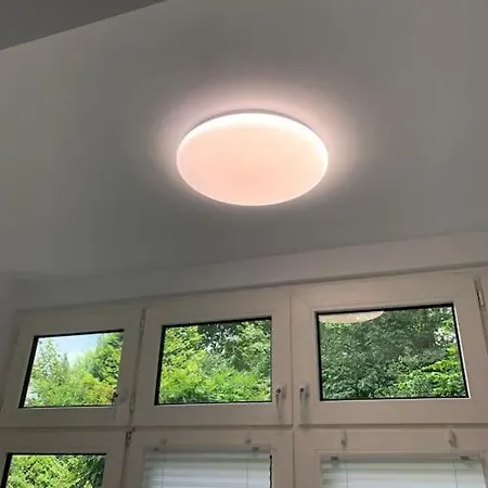 Eg-wohnung Mit Himmelbett, Wohnkueche Und Wintergarten Апартаменты